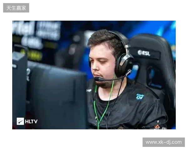 媒体爆料:Eternal Fire计划围绕Calyx和jottAAA搭建国际阵容 媒体爆料:Eternal Fire计划围绕Calyx和jottAAA搭建国际阵容